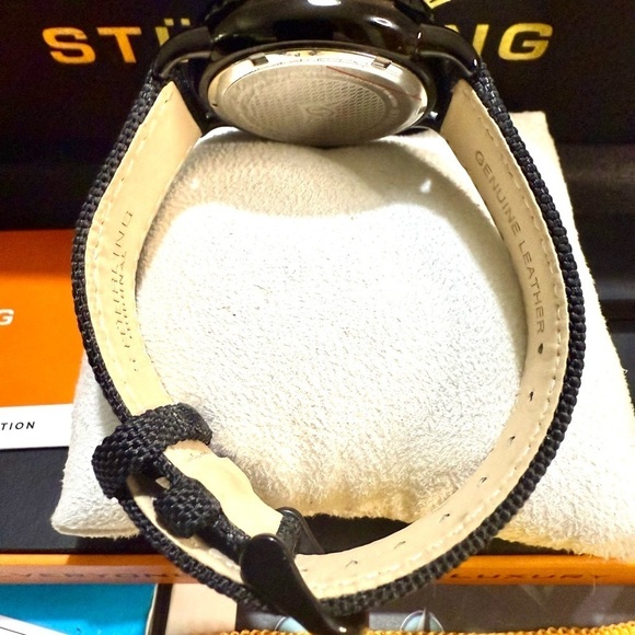 Stuhrling AquaDiver Date Designer Sport Men's Watch - Picture 5 of 8